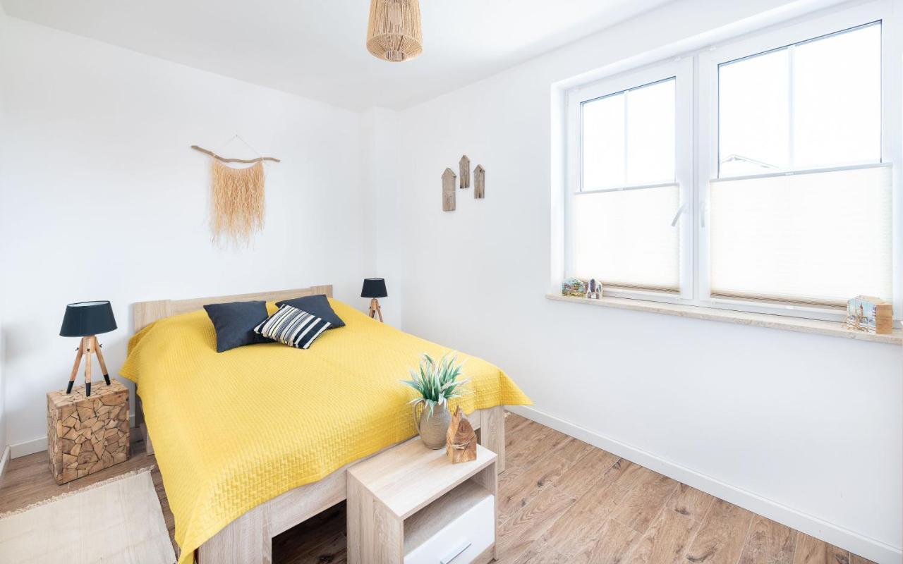 Dom Latarnika Apartment Jaroslawiec Ngoại thất bức ảnh