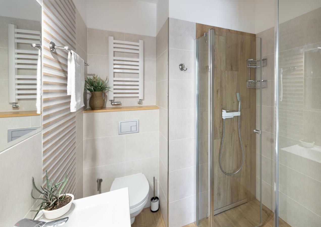 Dom Latarnika Apartment Jaroslawiec Ngoại thất bức ảnh