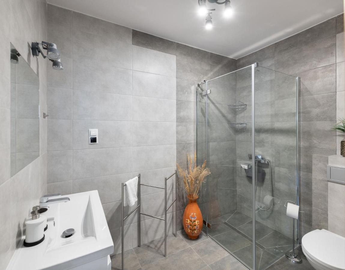 Dom Latarnika Apartment Jaroslawiec Ngoại thất bức ảnh